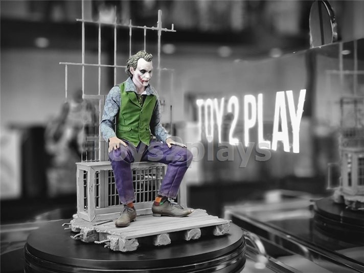 Sideshow 3007171 : The Joker Premium Format / สินค้าตัวโชว์