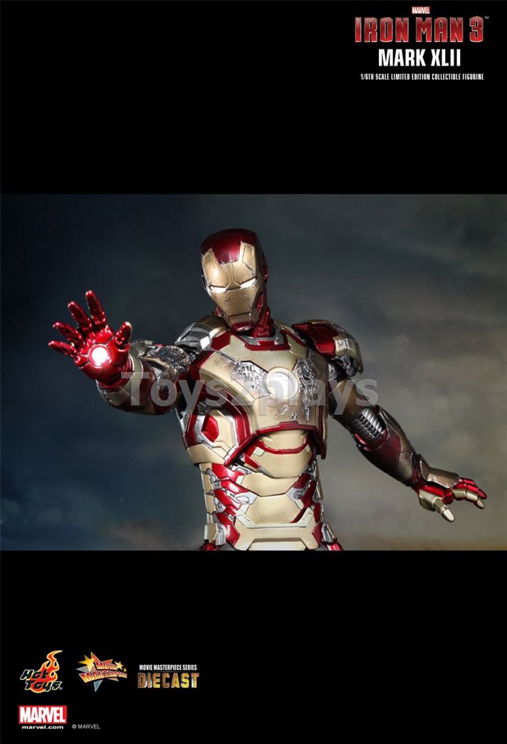 Hottoys MMS197D02 IRON MAN 3 MARK XLII สินค้าตัวโชว์