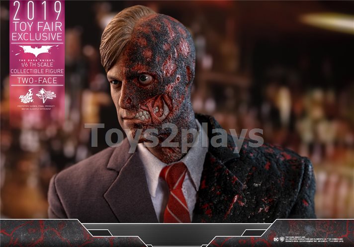 HOT TOYS MMS546  THE DARK KNIGHT : TWO FACE
