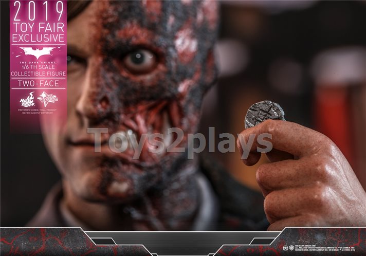 HOT TOYS MMS546  THE DARK KNIGHT : TWO FACE