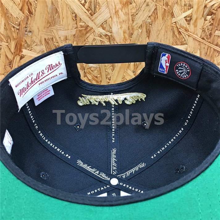 TORONTO RAPTOR NBA Mitchell and Ness Snapback Cap