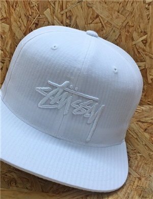 STUSSY Snapback Cap