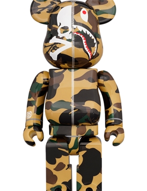 BEARBRICK 1000% MASTERMIND VS BAPE(R) 