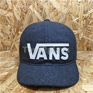  Strapback Cap  Vans off the Wall 