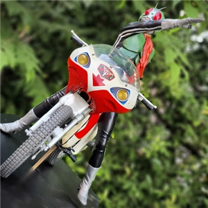 RMW Kamen Rider New No. 1 & New Cyclone Kamen Rider  Rainbow Products No.17 1/5 สินค้าตัวโชว์ 