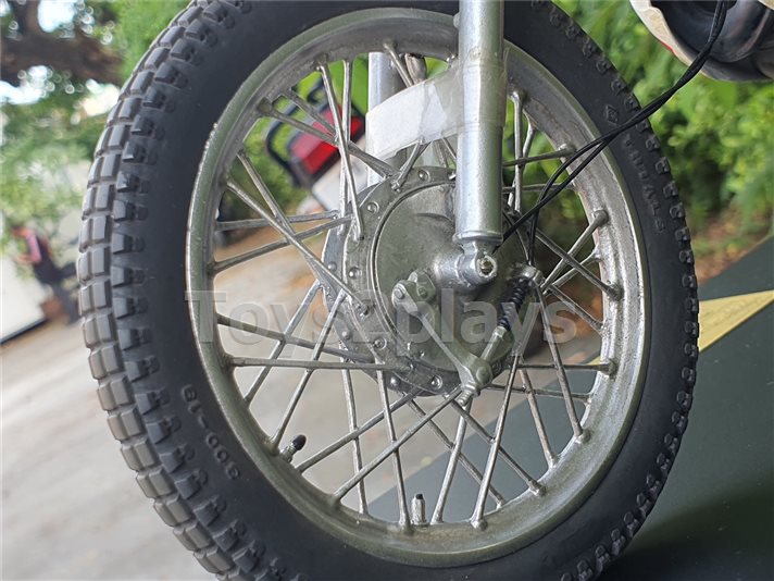 RMW Kamen Rider New No. 1 & New Cyclone Kamen Rider  Rainbow Products No.17 1/5 สินค้าตัวโชว์ 