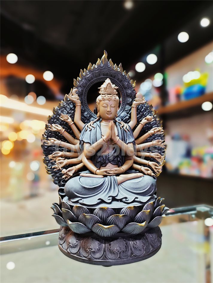 เจียะอวง พระโพธิสัตว์พันกร 